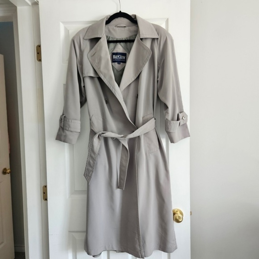 Evan Picone Light Gray Double-Breasted Trench Coat with Tie Waist